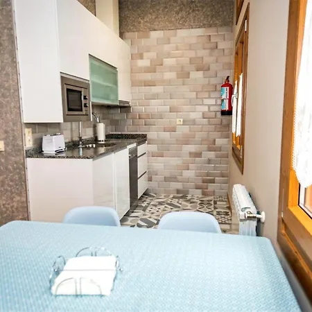 Navalin 아파트 타피아 데 카사리에고