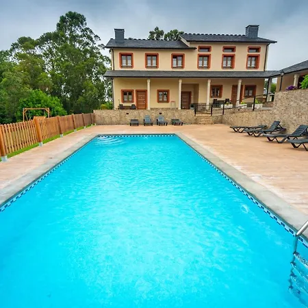 Navalin * 타피아 데 카사리에고